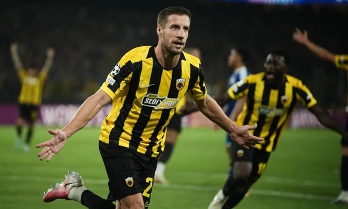 Varga Barnabás - AEK Athén